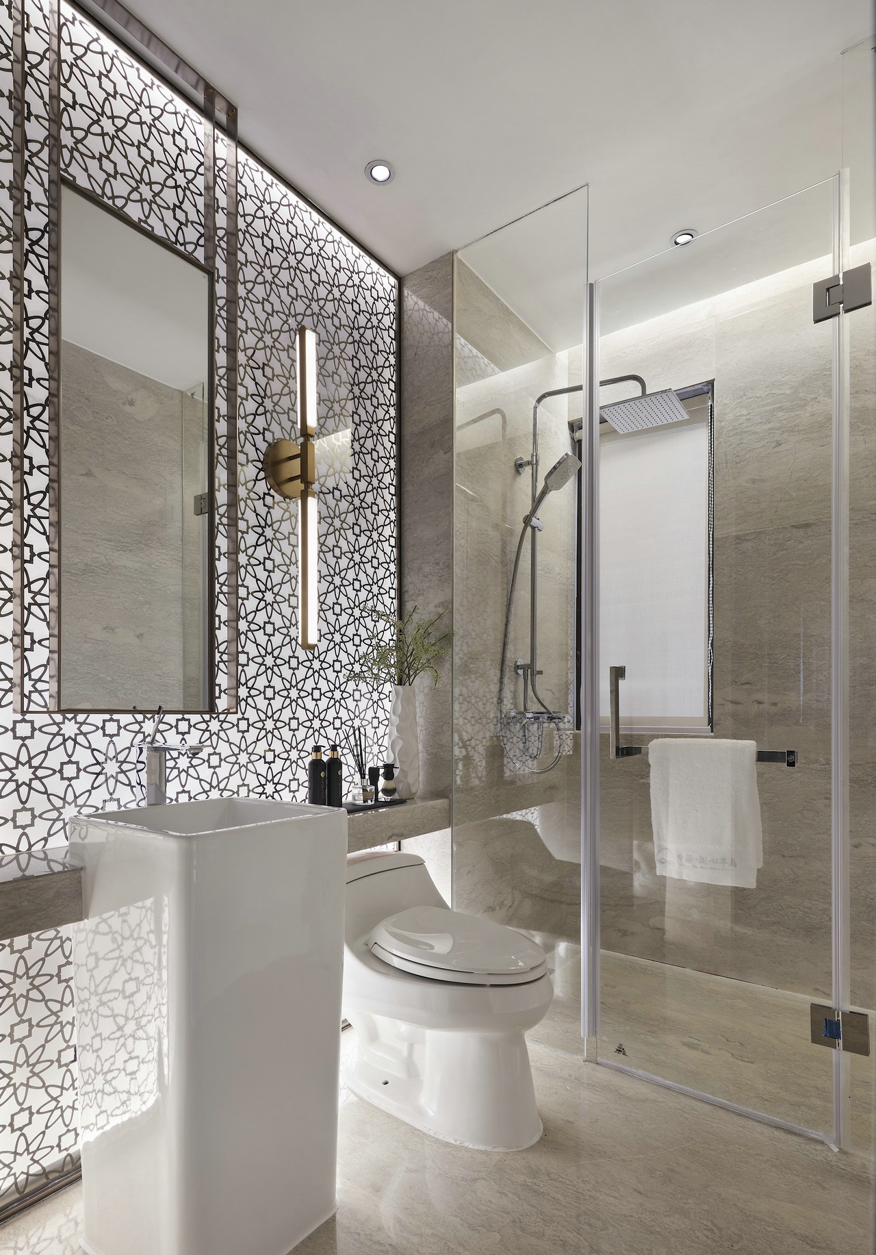 如何去除新裝房中的異味呢？